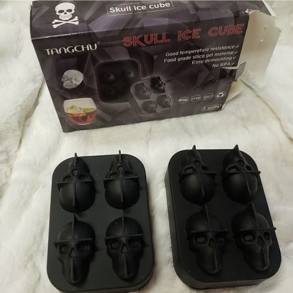 Ice Cube Maker  - Picture 2 of 8